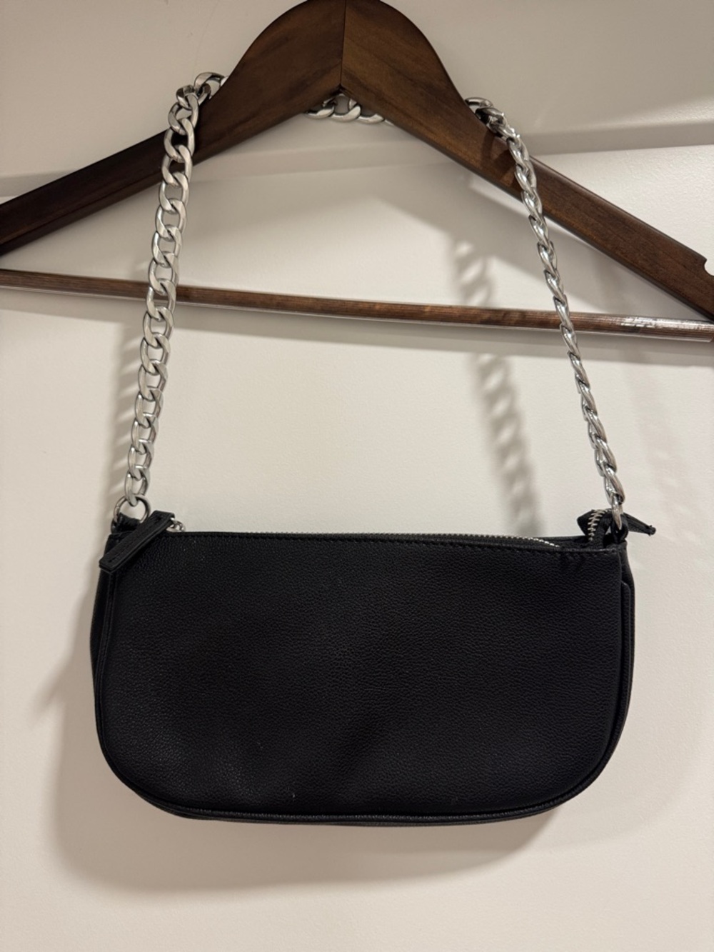 EXCELLENT CONDITION - Black Chain-Handle mini purse / shoulder bag